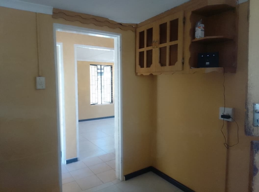 2 Bedroom Property for Sale in Roodepan Northern Cape